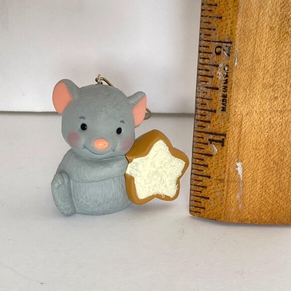 2012 Hallmark Small Mouse Holding a Sparkling Star Cookie Ornament 1.5in Tall - Picture 7 of 9